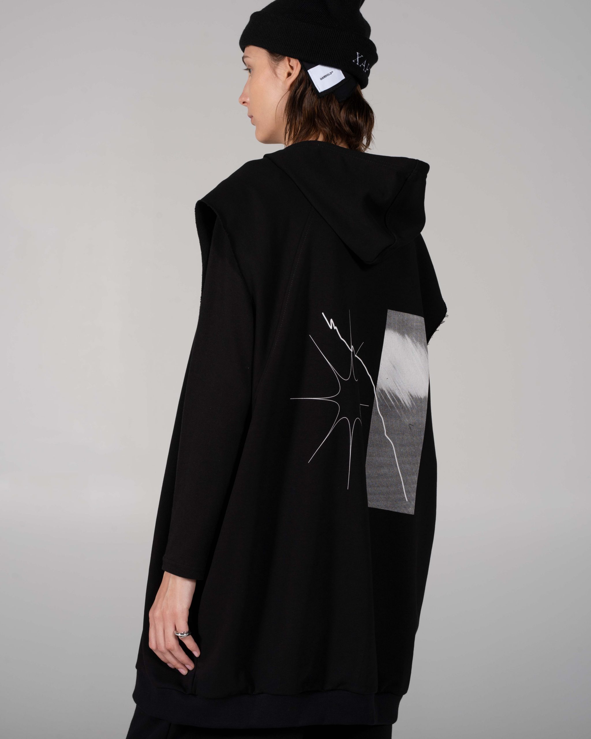 Black Sleeveless Hoodie