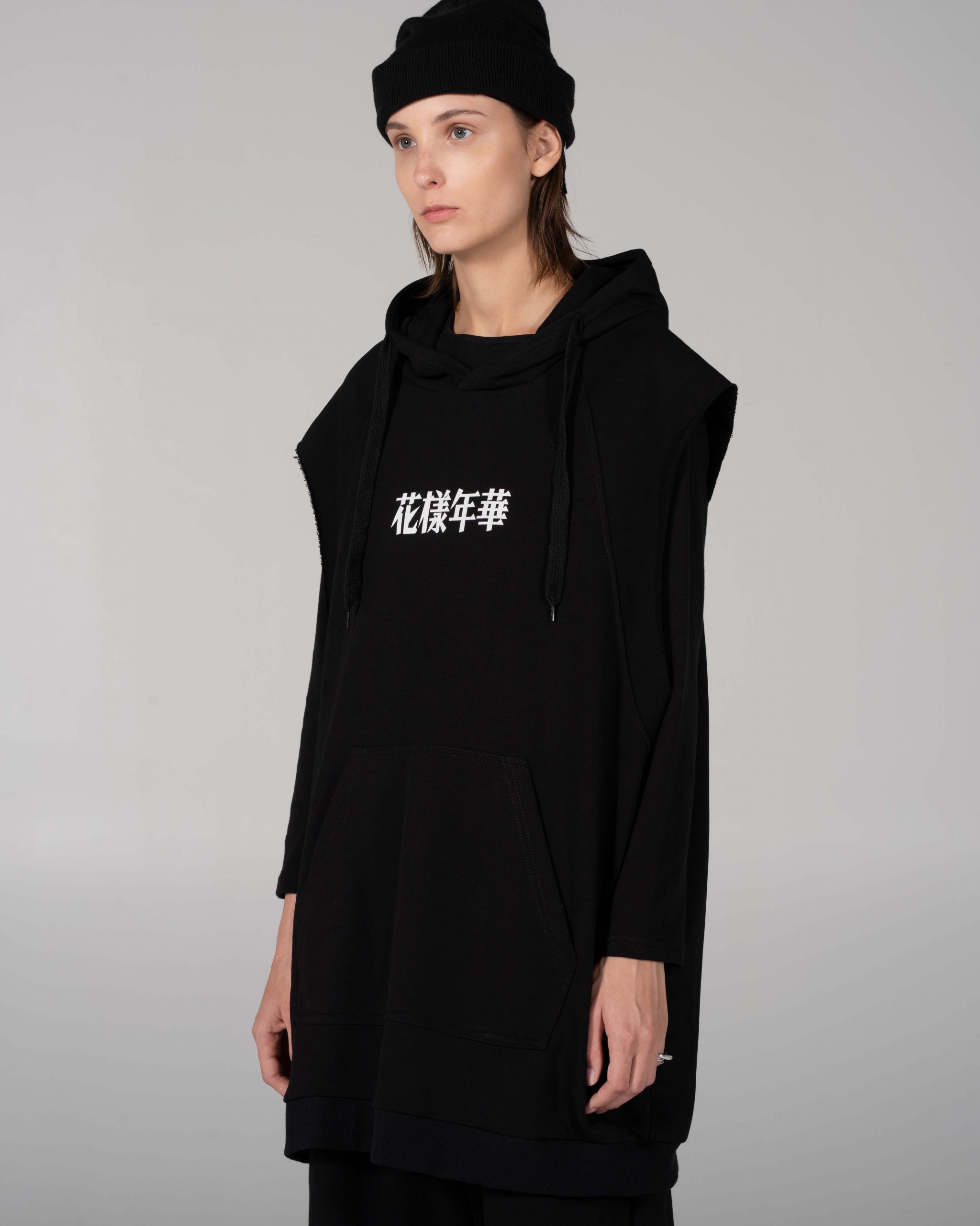 Black Sleeveless Hoodie