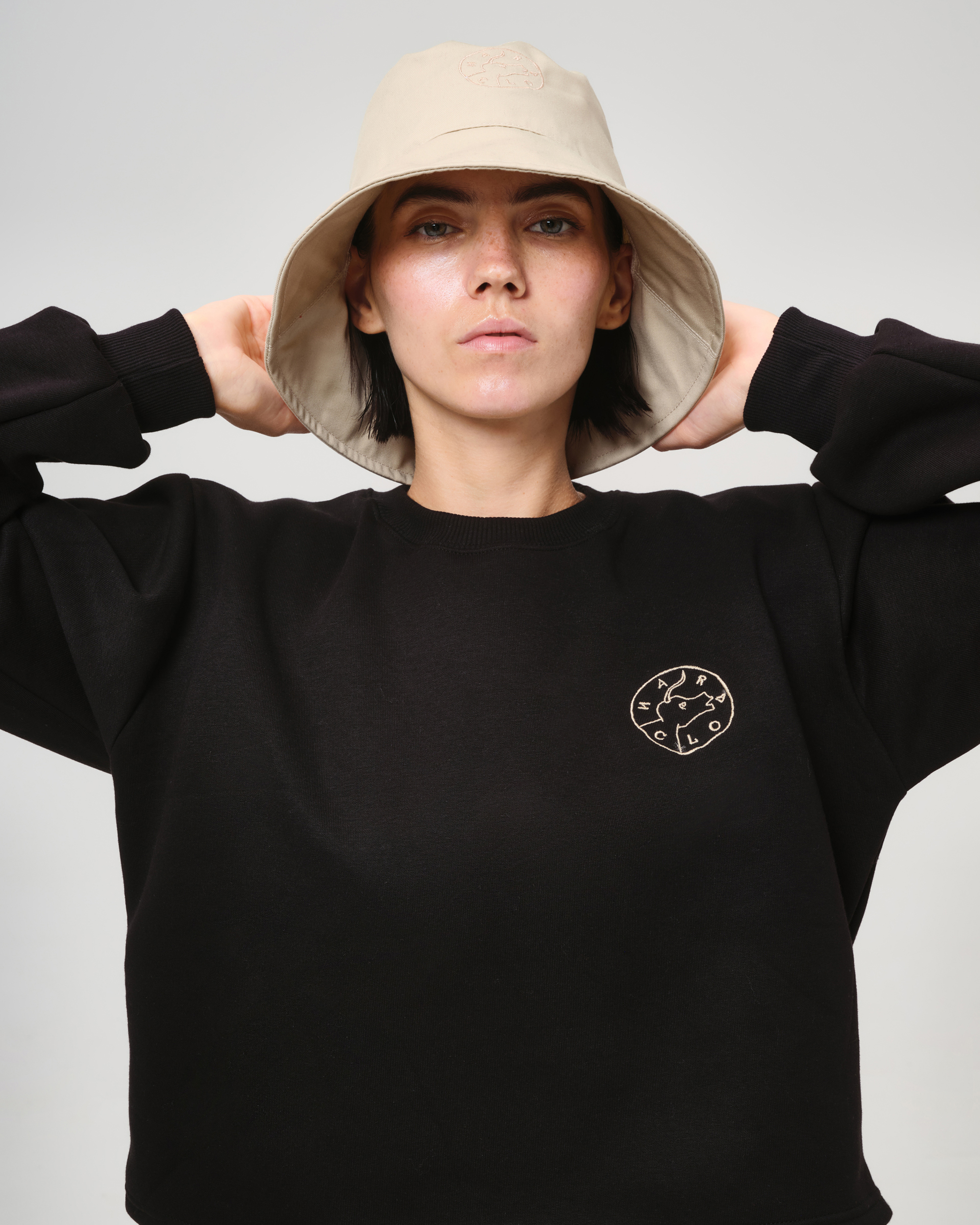 Cropped Sweatshirt Crewneck , Black